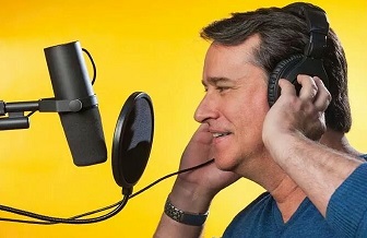 US English voiceover